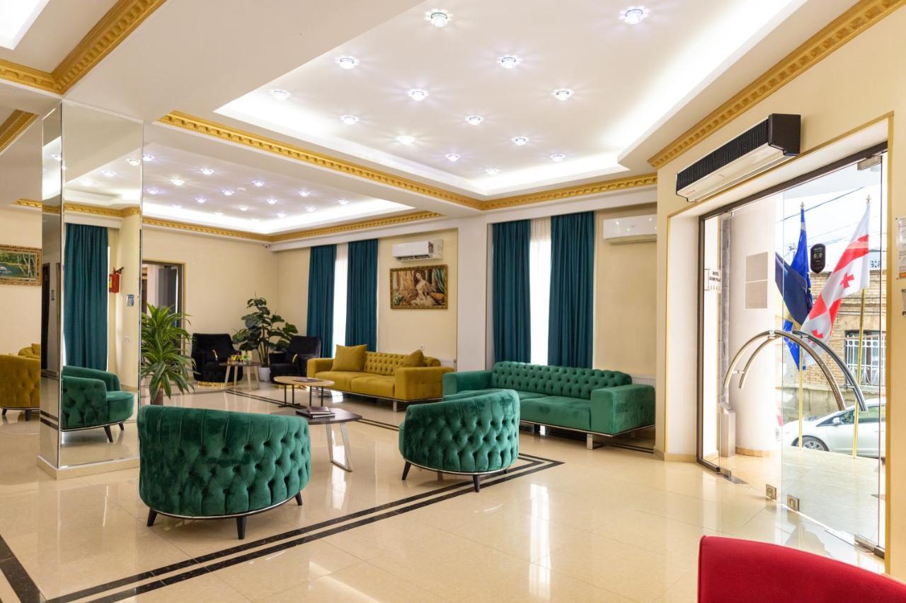 Hotel Grand Palace Tbilisi Exteriér fotografie
