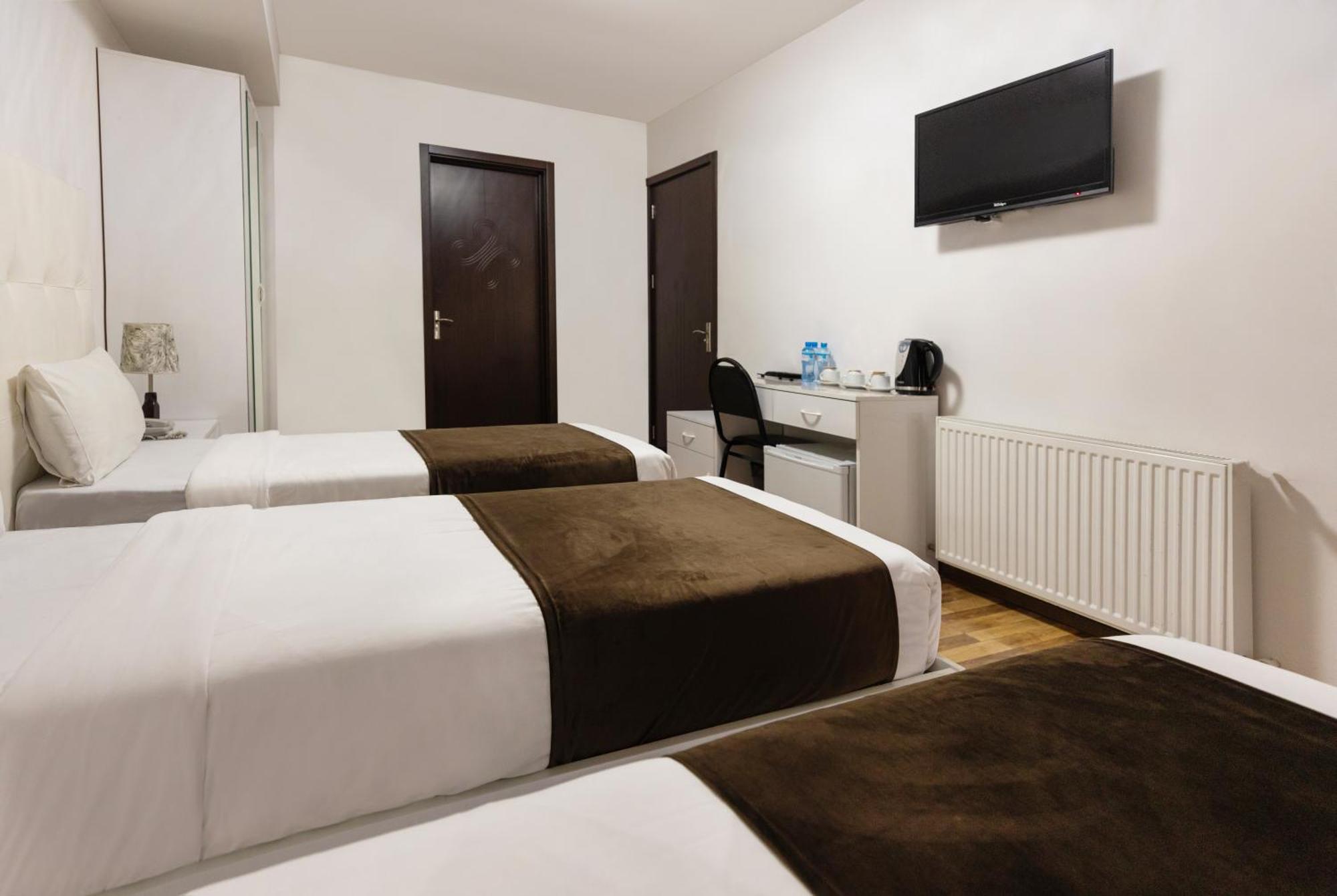 Hotel Grand Palace Tbilisi Pokoj fotografie