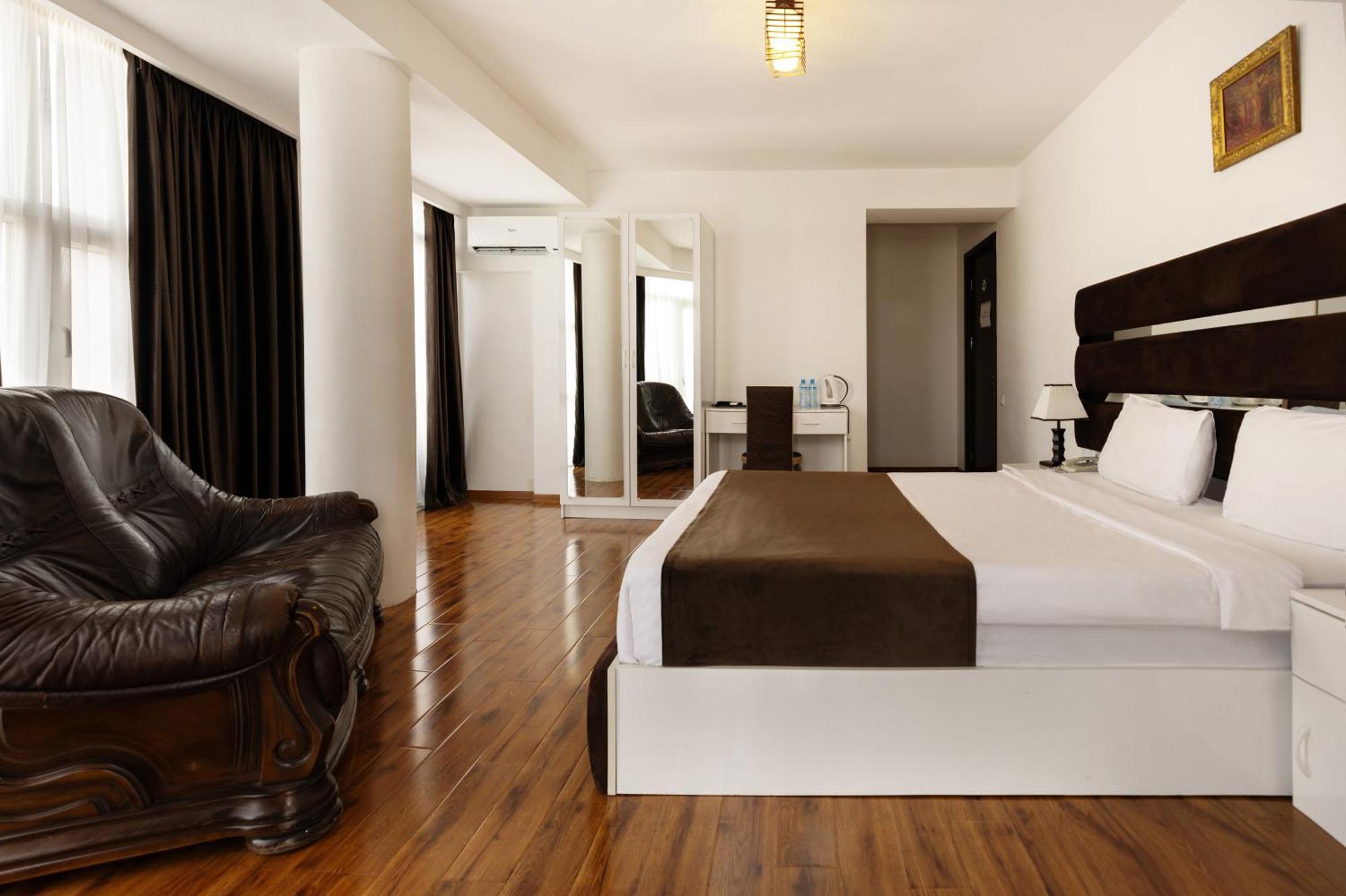 Hotel Grand Palace Tbilisi Pokoj fotografie
