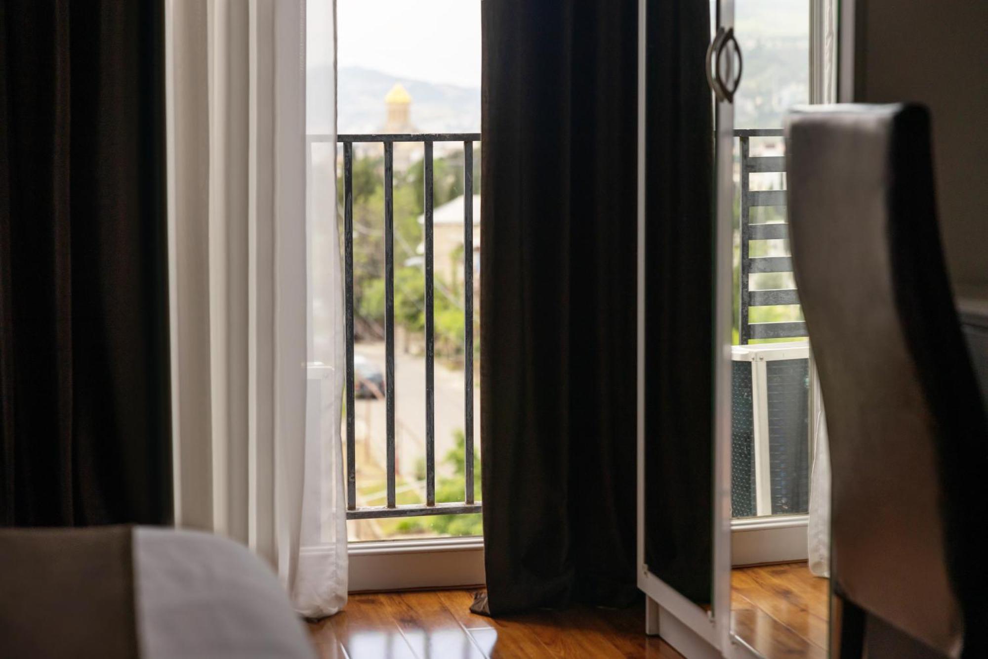 Hotel Grand Palace Tbilisi Pokoj fotografie